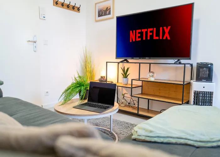 223 Gemuetliche Dachgeschosswhg Im Herzen Apartman *